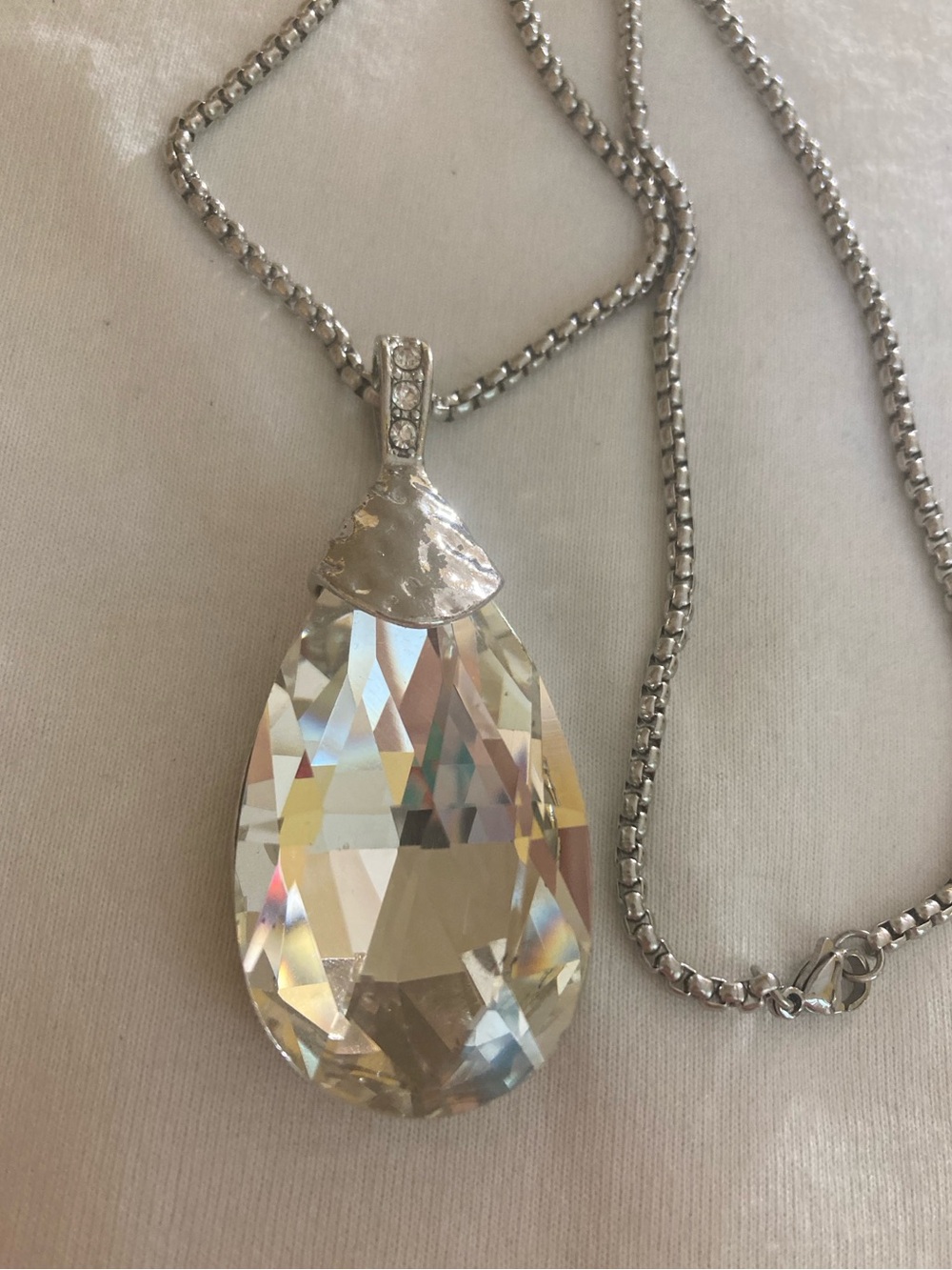 Large Prism Faceted Teardrop Shaped Pendant Vintage Necklace